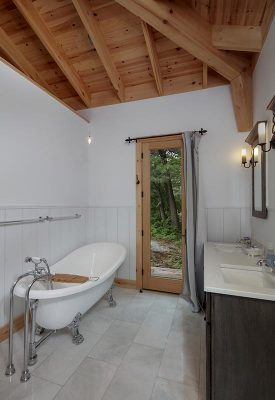 Normerica Timber Frame, Interior, Cottage, Bathroom