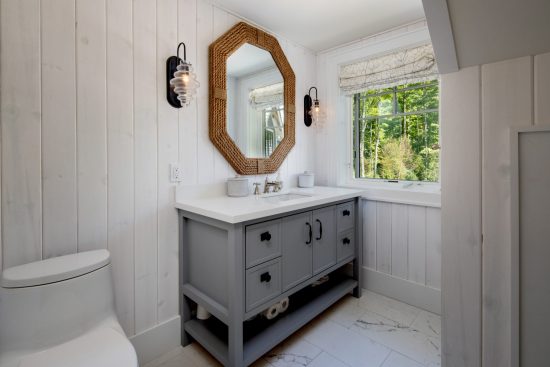 Normerica-Timber-Homes-Timber-Frame-Portfolio-Beachside-Bliss-Interior-Bathroom