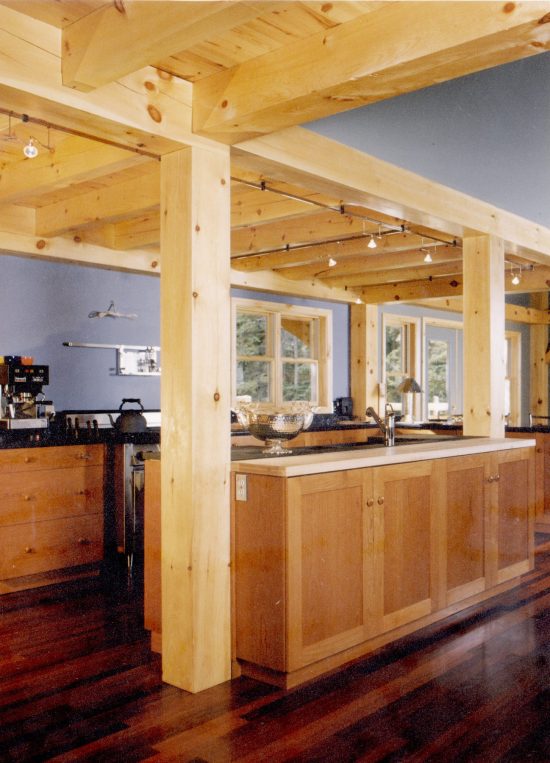 12 Normerica Timber Frames Commercial Projects Buffalo Mountain Lodge Hotel Banff Canada Interior Bar 550x763