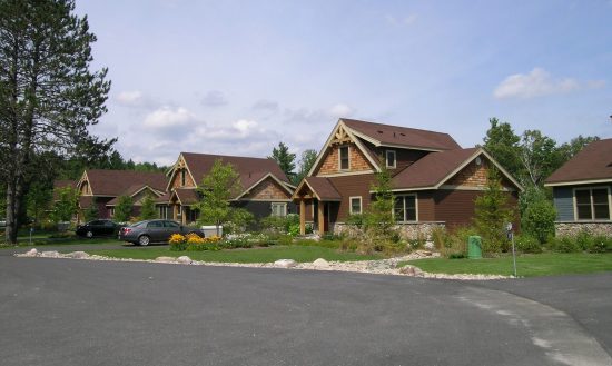 4 Normerica Timber Frame Commercial Project The Cottages at Diamond In the Ruff Muskoka Lakes Ontario Exterior 550x329