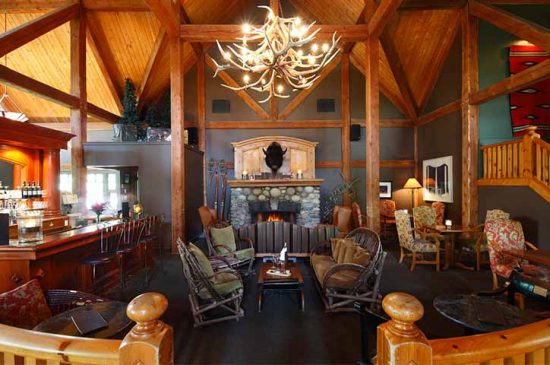 8 Normerica Timber Frames Commercial Projects Buffalo Mountain Lodge Hotel Banff Canada Interior Lounge 550x365