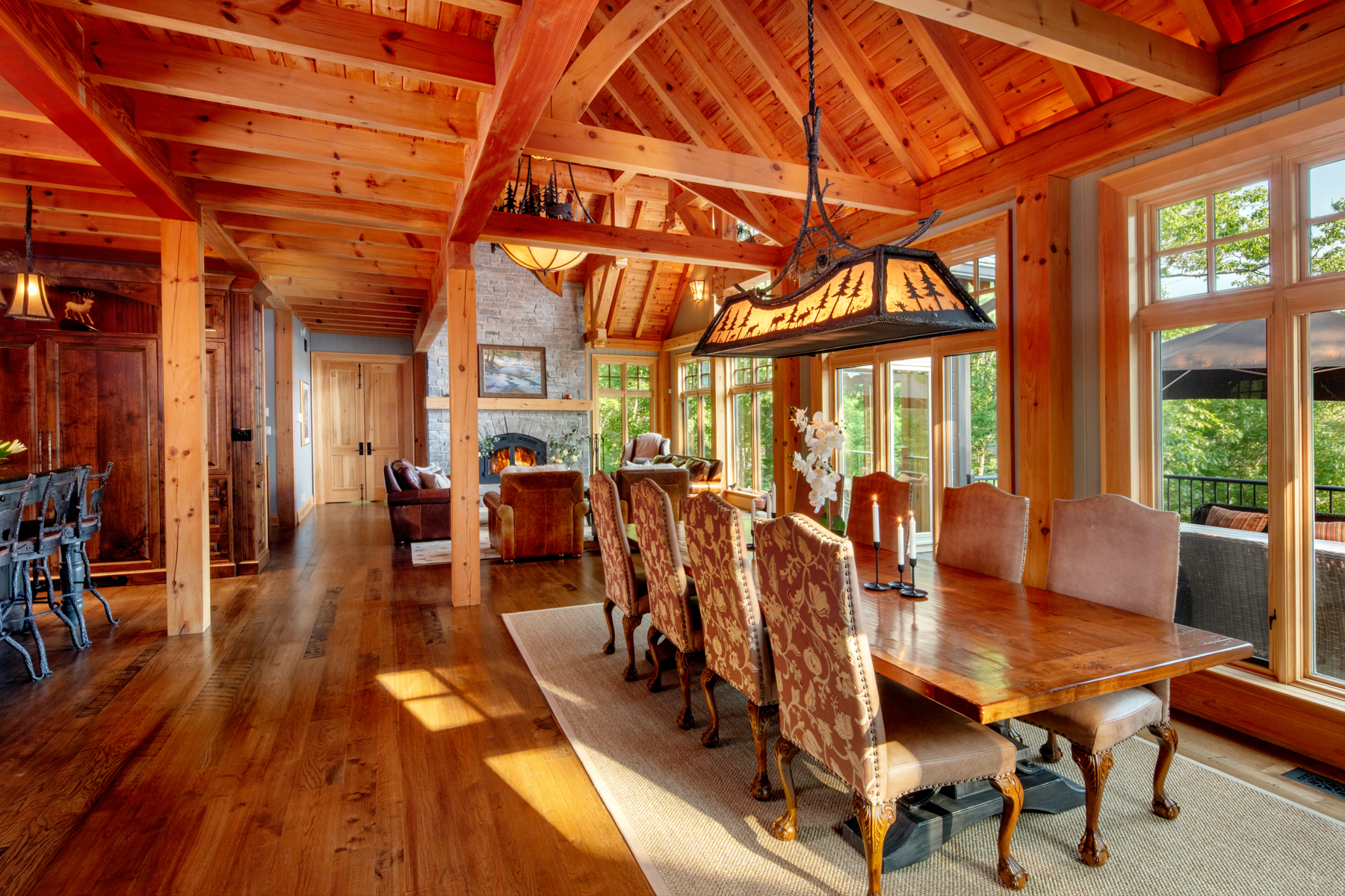 Private Luxury Wilderness Estate Interior Dining Room 4138