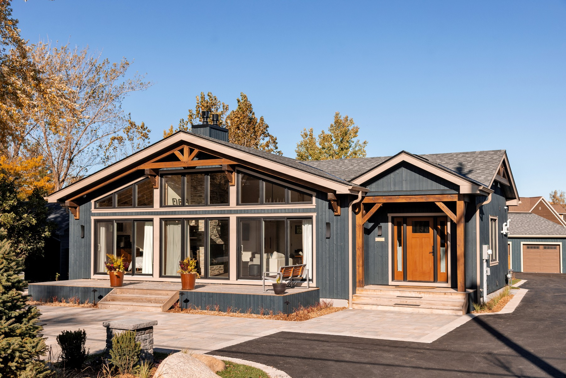 Family-Legacy-Chalet-Exterior-Front-Normerica